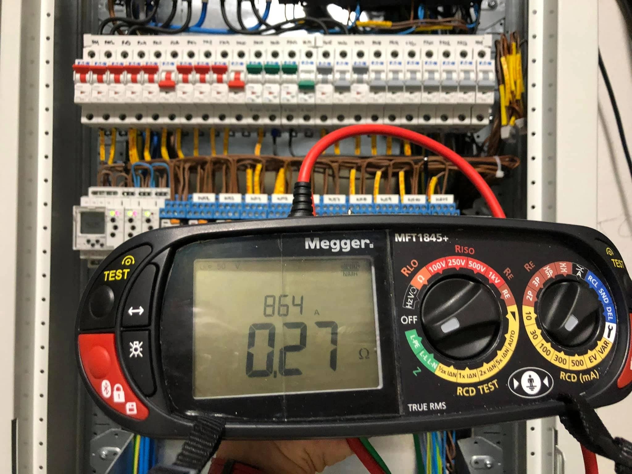 Meranie elektroinštalácie pri výmene osvetlenia – Megger MFT1845+, rozvádzač. KVETA, s.r.o. ALCO.SK.