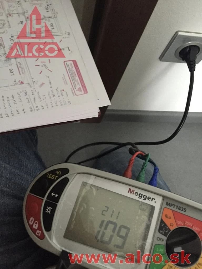 Meranie elektroinštalácie – Megger, rodinný dom blízko Trenčína. ALCO.SK.