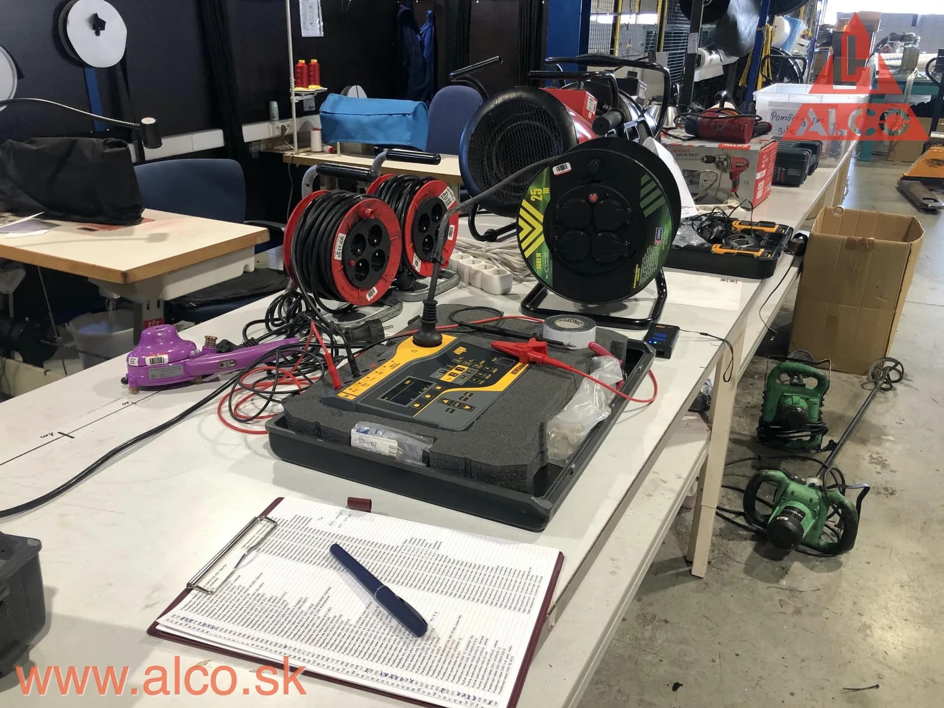 Revízia elektrického náradia a spotrebičov v dielni