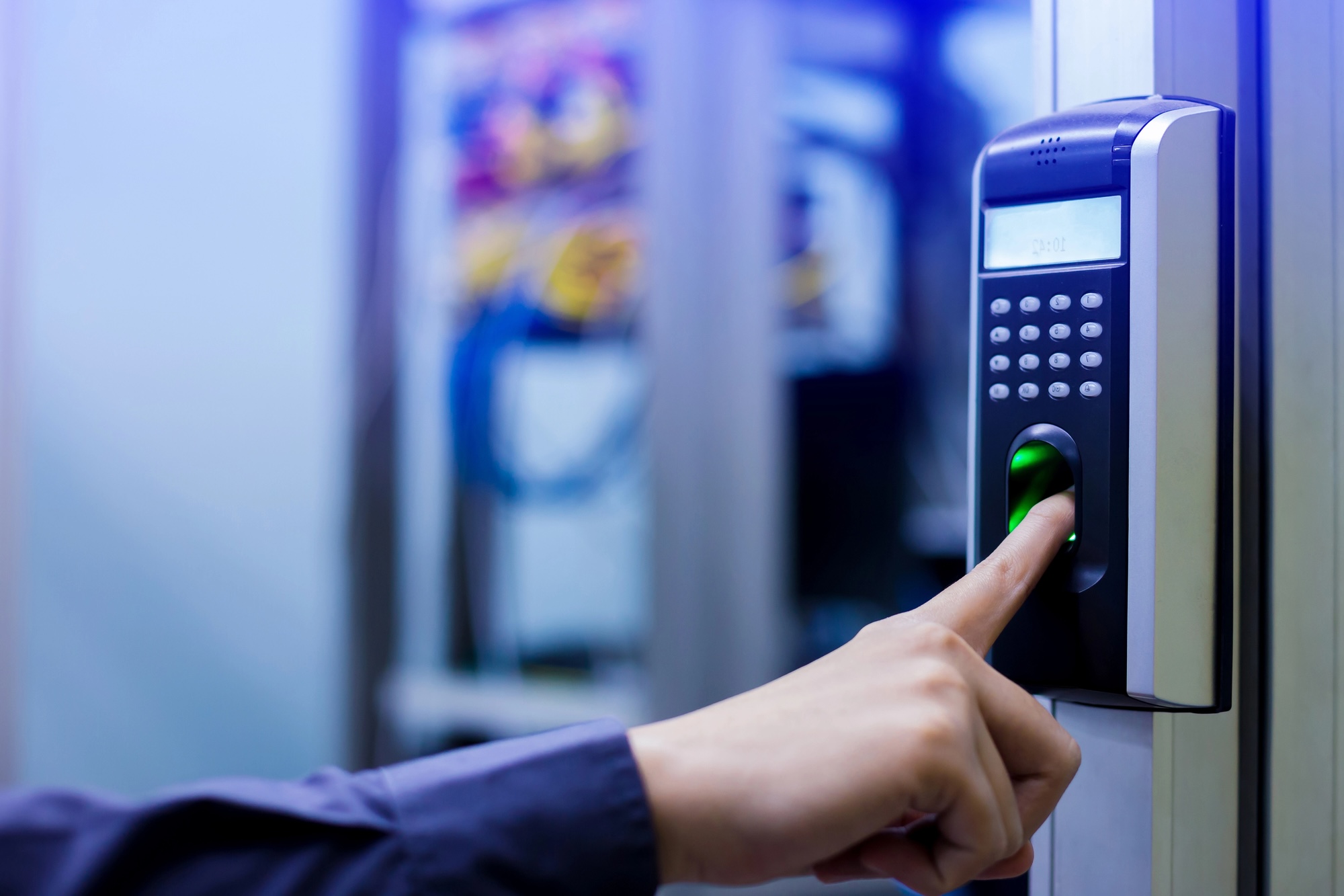 Dochádzkové systémy – evidencia príchodu a odchodu, biometria, prístupové terminály. ALCO.SK